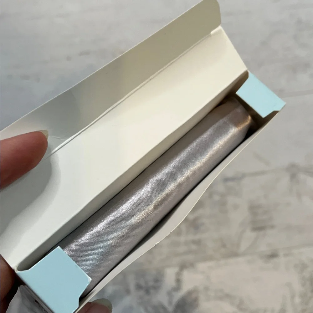 Silked Satin Pillow Sleeve Silver